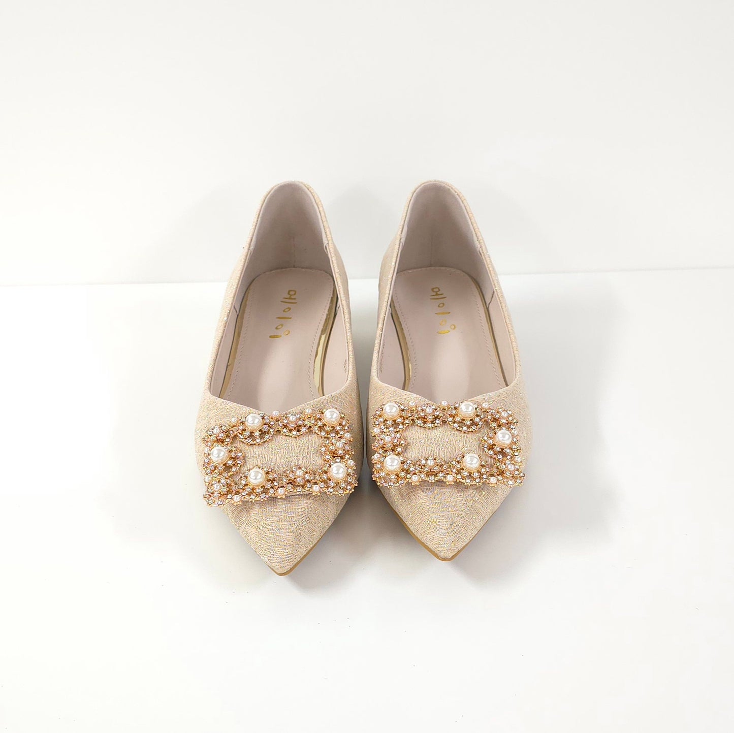 珍珠方扣低跟鞋Pearl Buckle Low-Heel Shoes