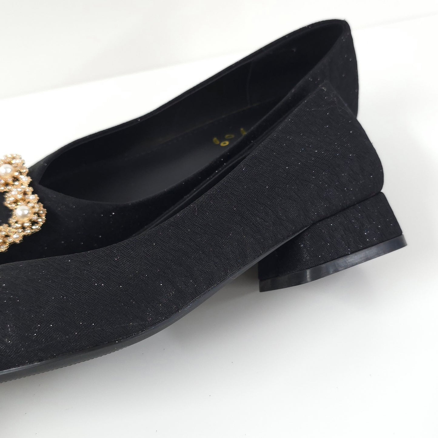 珍珠方扣低跟鞋Pearl Buckle Low-Heel Shoes