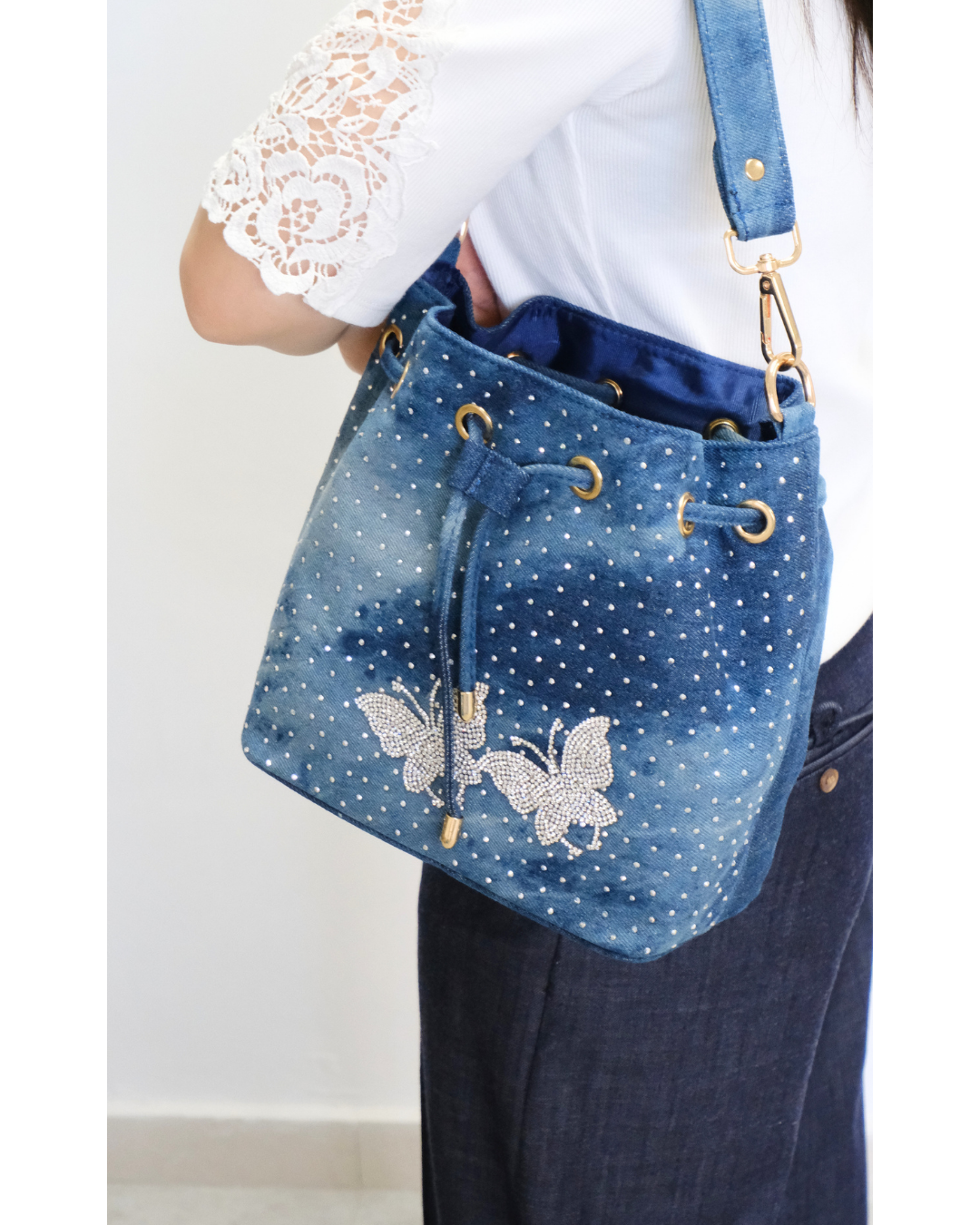 RO81992-26MY Shimmering Butterfly Drawstring Denim Bucket Bag Set