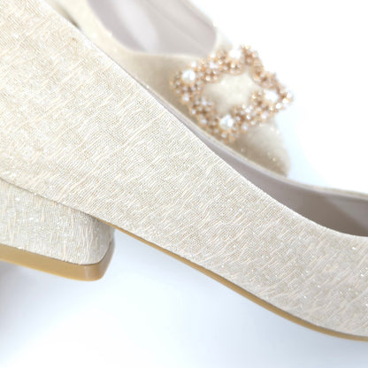 珍珠方扣低跟鞋Pearl Buckle Low-Heel Shoes