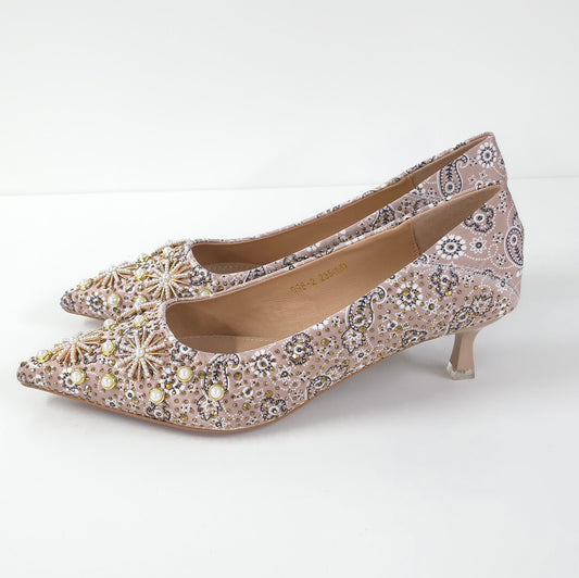 璀璨花卉中跟鞋Floral Embellished Shoes