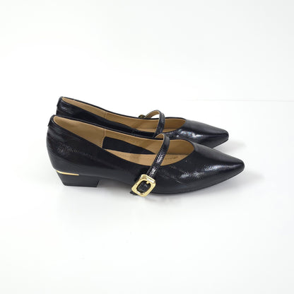 方扣低跟漆皮鞋Square Buckle Leather Shoes