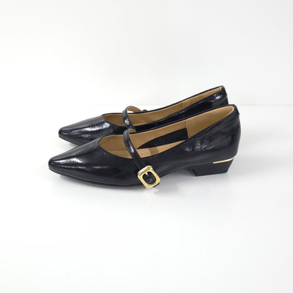 方扣低跟漆皮鞋Square Buckle Leather Shoes