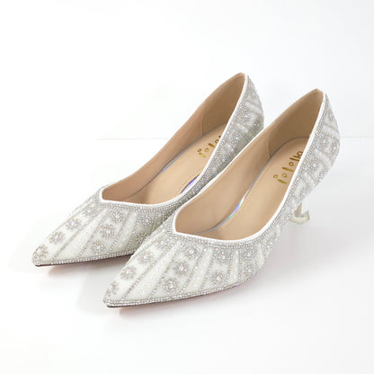 水晶珠飾低跟鞋Crystal-Embellished Low Heels