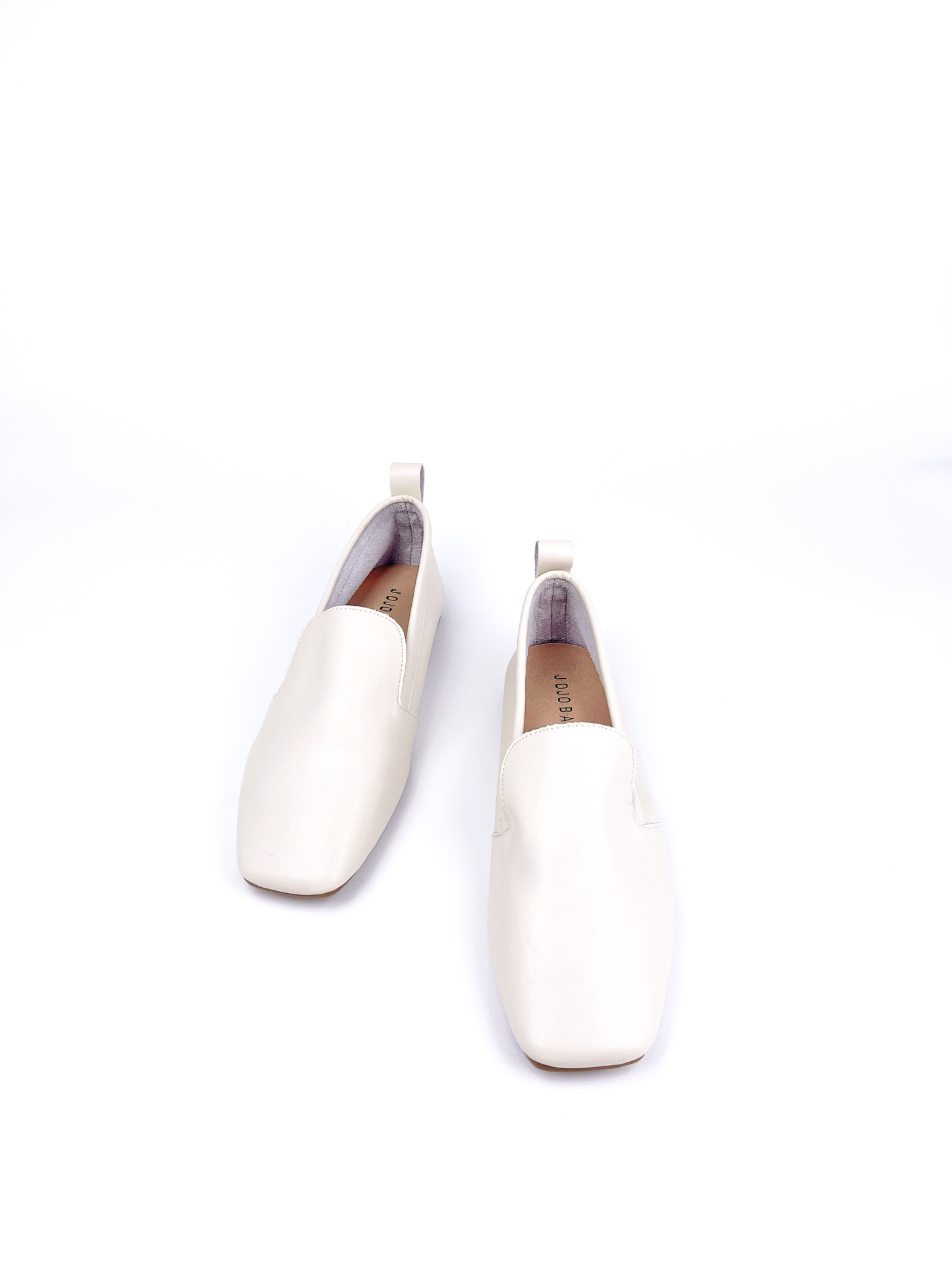 極簡百搭平底皮鞋 Minimalistic Flat Leather Shoes