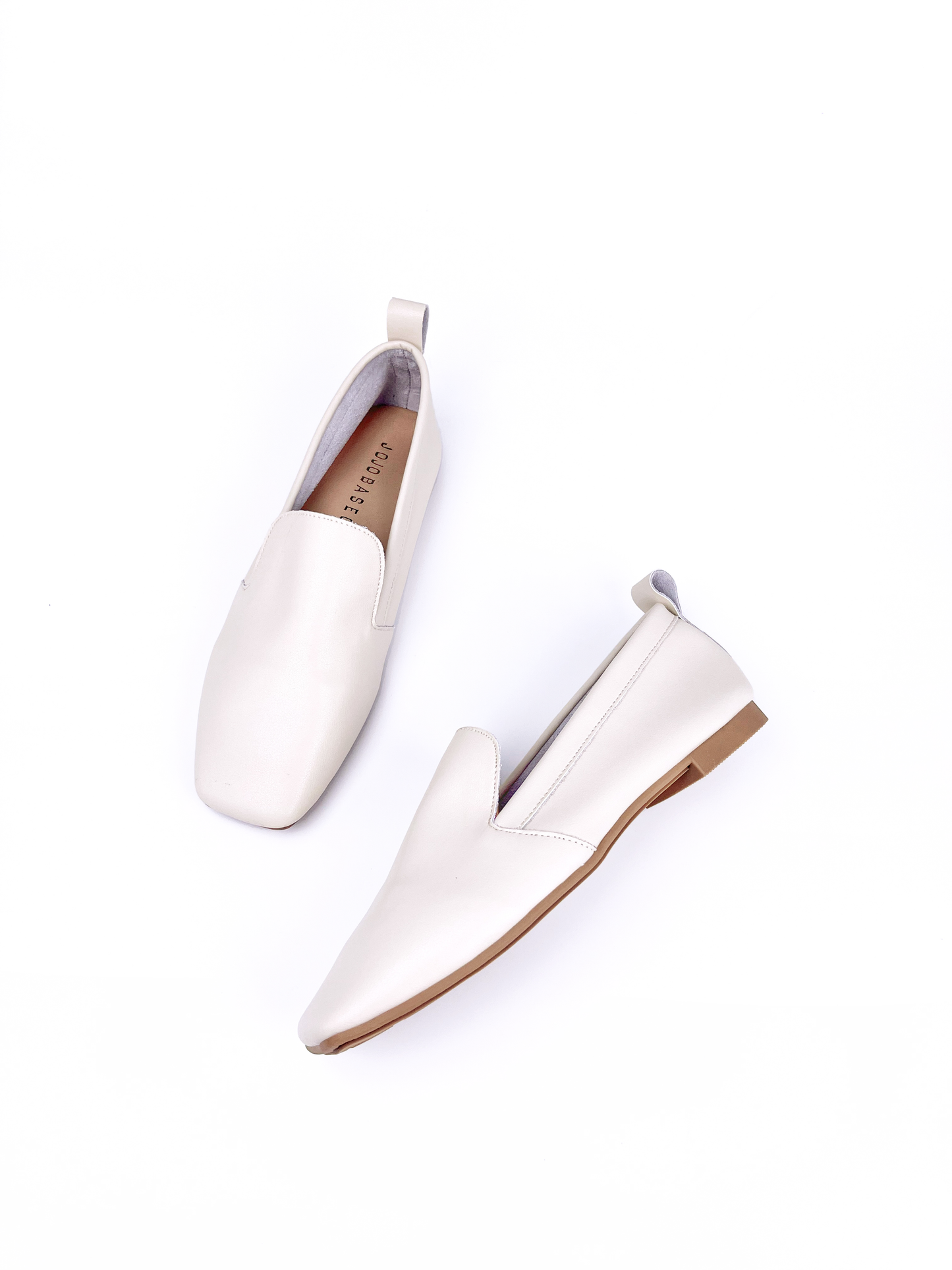 極簡百搭平底皮鞋 Minimalistic Flat Leather Shoes