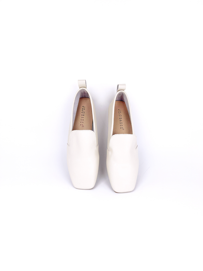 極簡百搭平底皮鞋 Minimalistic Flat Leather Shoes