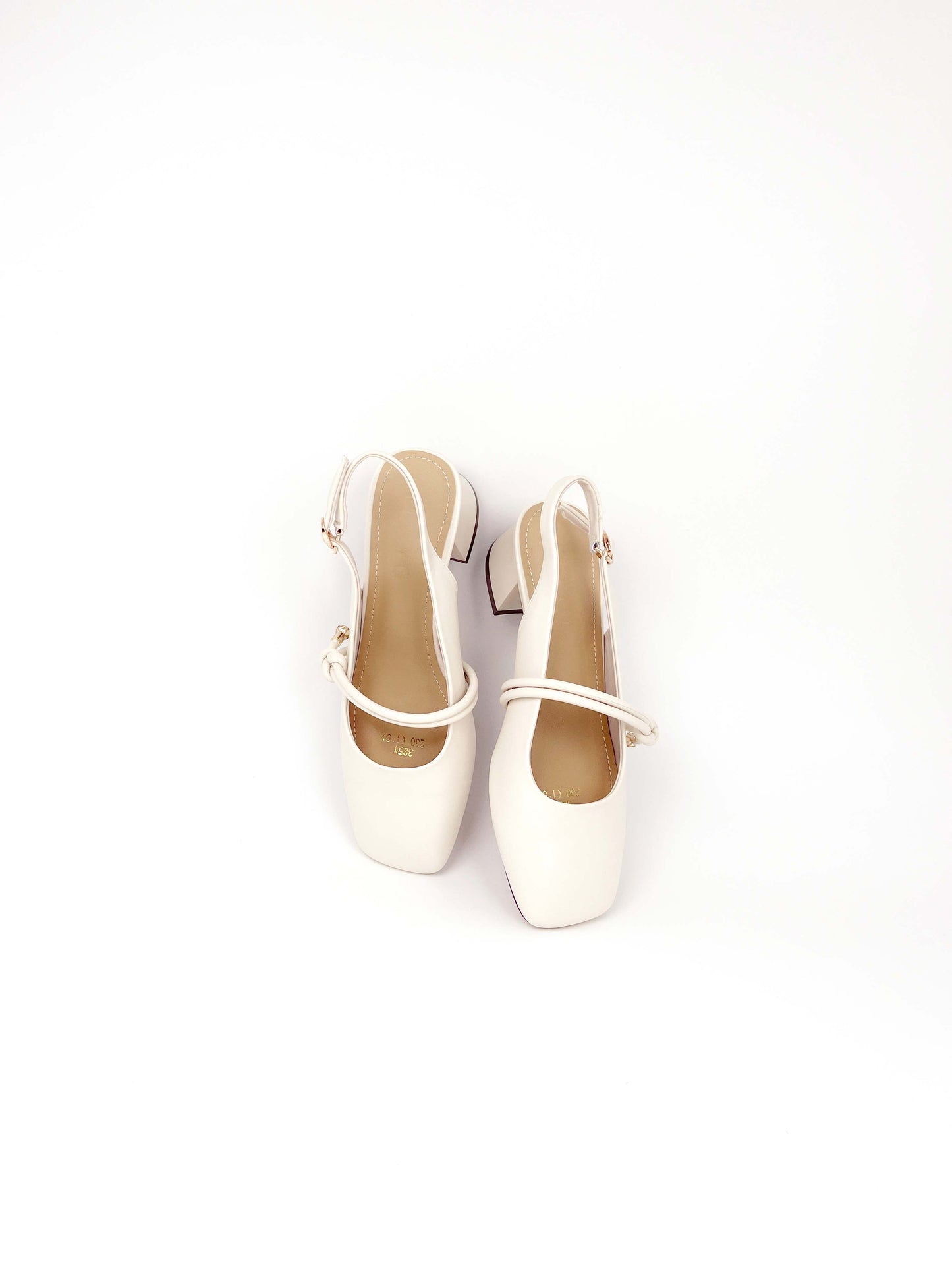 圓帶珍珠扣中跟涼鞋 Round Strap Pearl Buckle Mid-heel Slingbacks